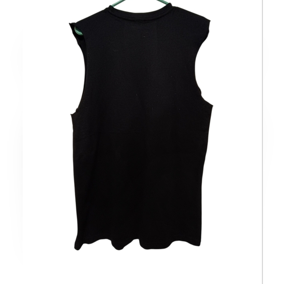 Avril Lavigne Graphic Sleeveless Tee Medium Black Punk Rock Skull Heart Top - Picture 2 of 3